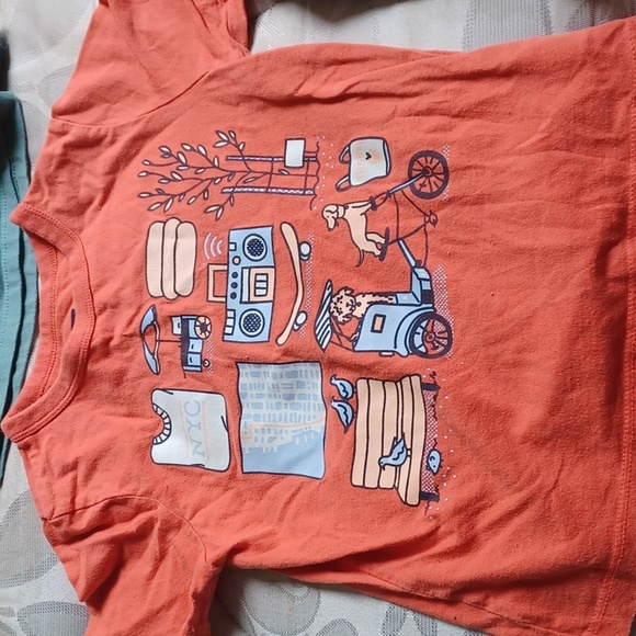 Bundle of 16 boys short sleeve tee shirts 5T, Old Navy, GAP, Garanamials… - Picture 4 of 16